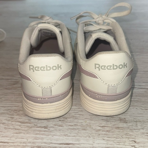 Womens Reebok Court Advance (size 8.5) - Picture 4 of 8